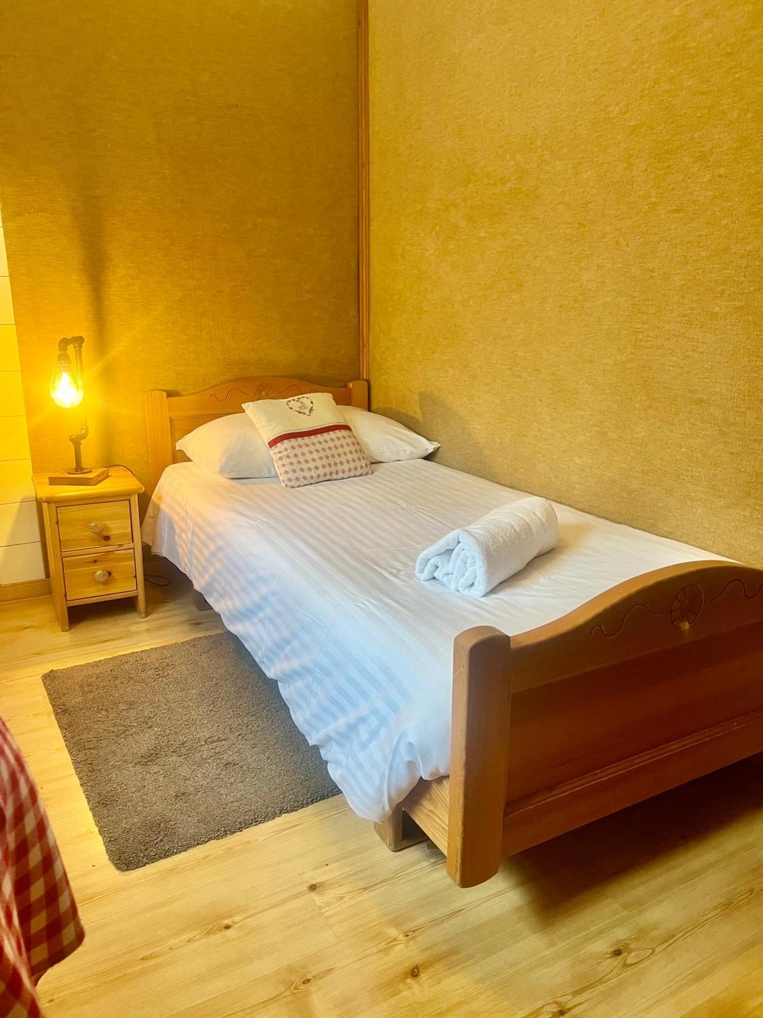 Hotel L'Escale เลอชาบล์ ภายนอก รูปภาพ